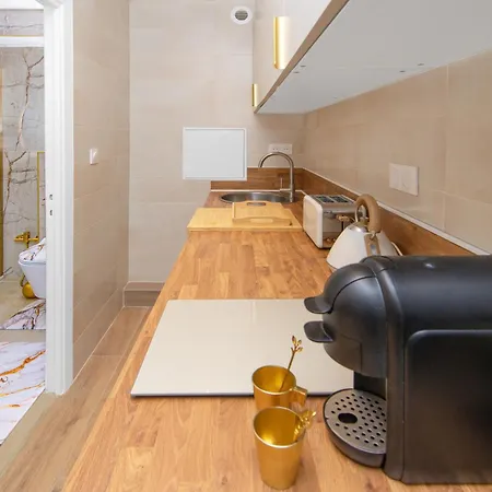 Mozart - Agreable Deux Pieces - Centre - Proche Gare * Menton