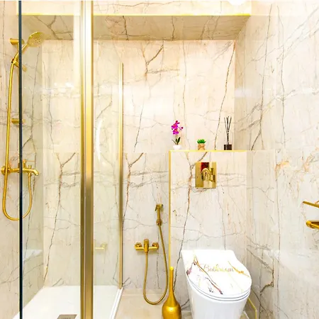 Mozart - Agreable Deux Pieces - Centre - Proche Gare Menton